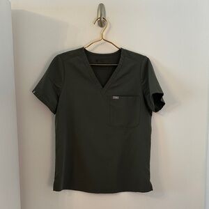 Figs Moss green women’s V-Neck Short Sleeve Scrub Top